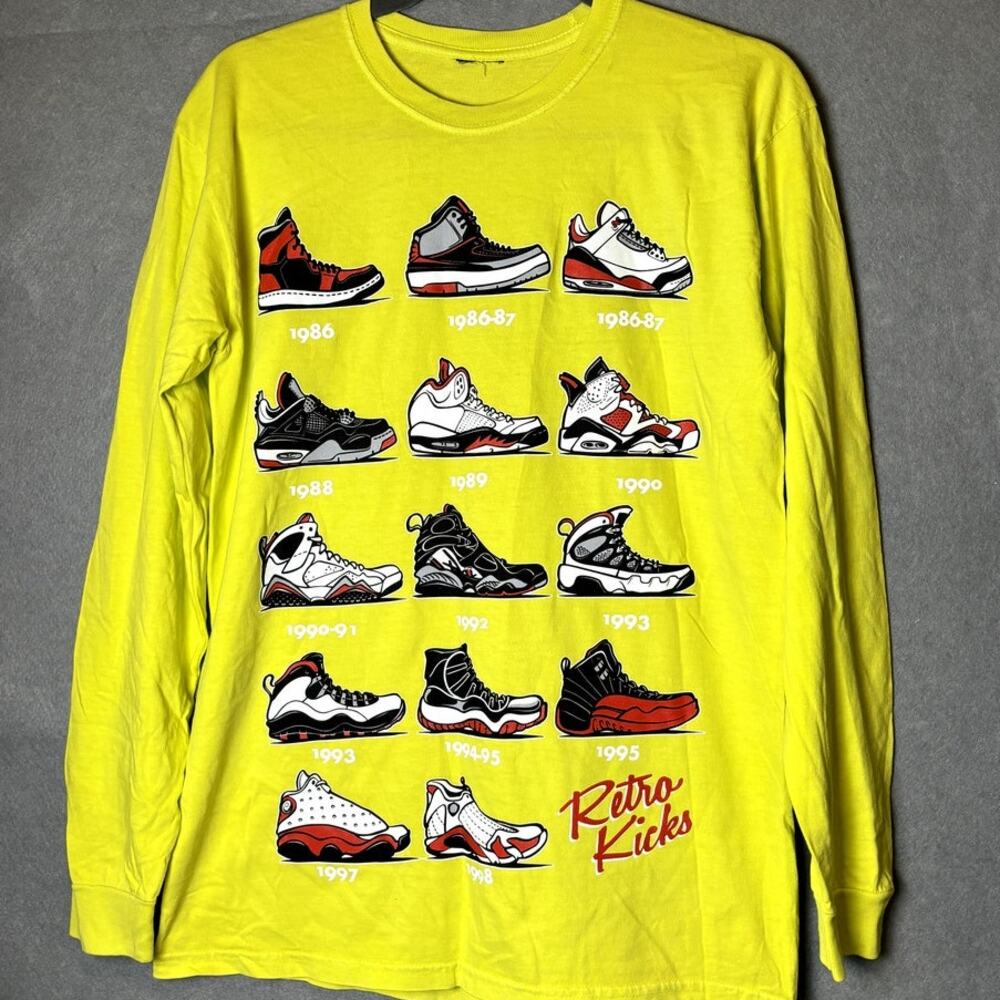 Michael Jordan Retro Basketball Sneaker Long Sleeve Pullover Shirt M